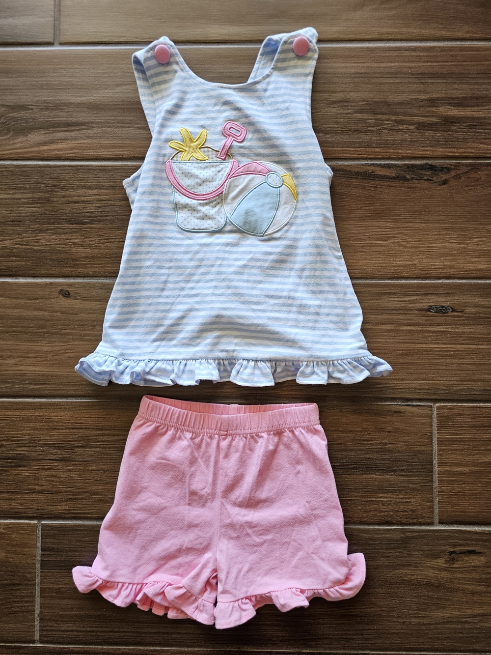 Stitchy Fish Summer Essentials Applique Ruffle Short Set Size 5